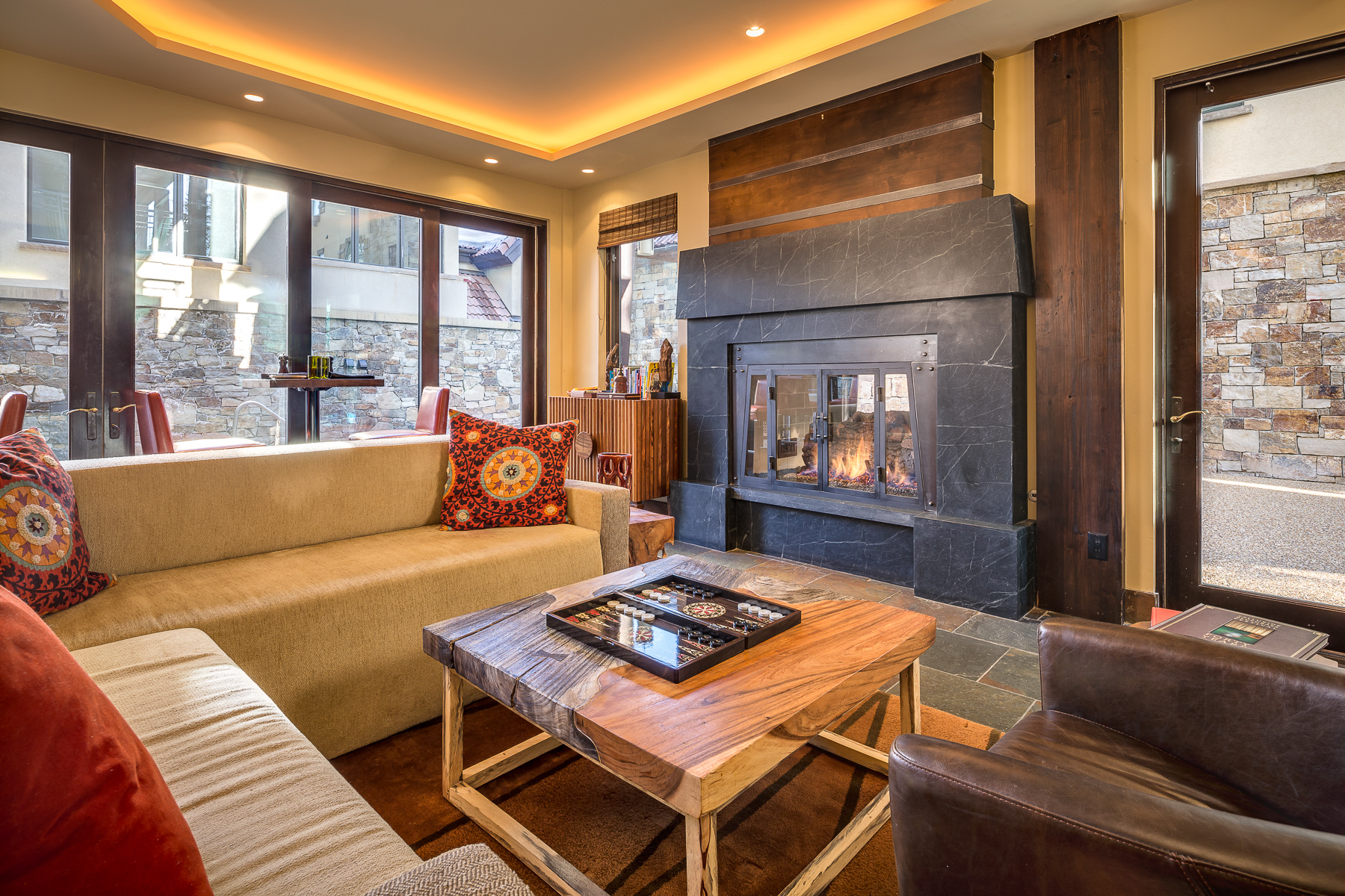 Après ski lounge area with fireplace.