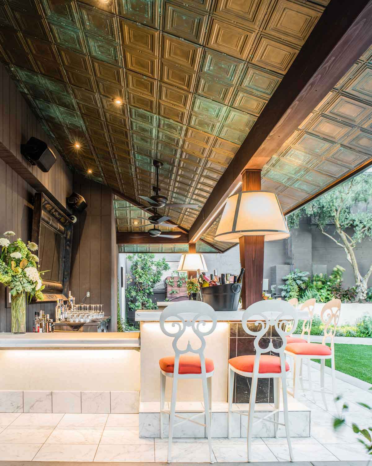 Outdoor Bar