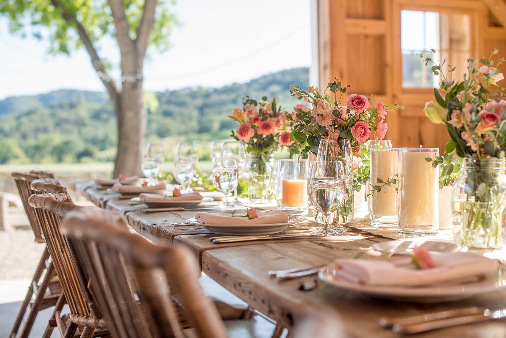 Indoor/Outdoor Dining