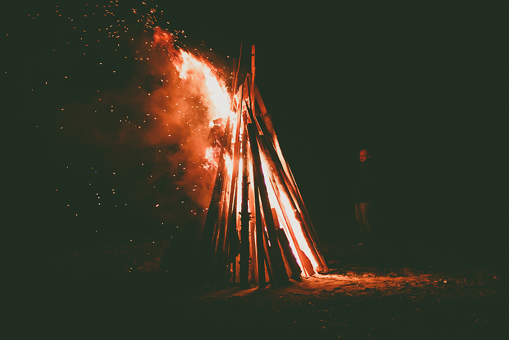 Corporate bonefire