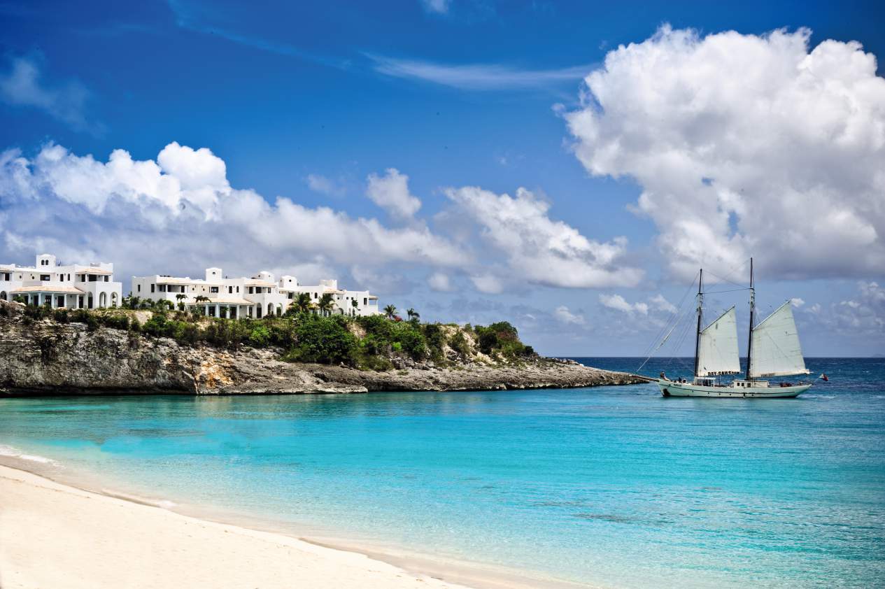 Privacy and exclusivity with family and friendsSome of the finest accommodation in St. Martin, Villas at Belmond La Samanna are palatial yet comfortable. Master bedrooms have panoramic terraces, while fully-equipped kitchens are ideal for entertaining.