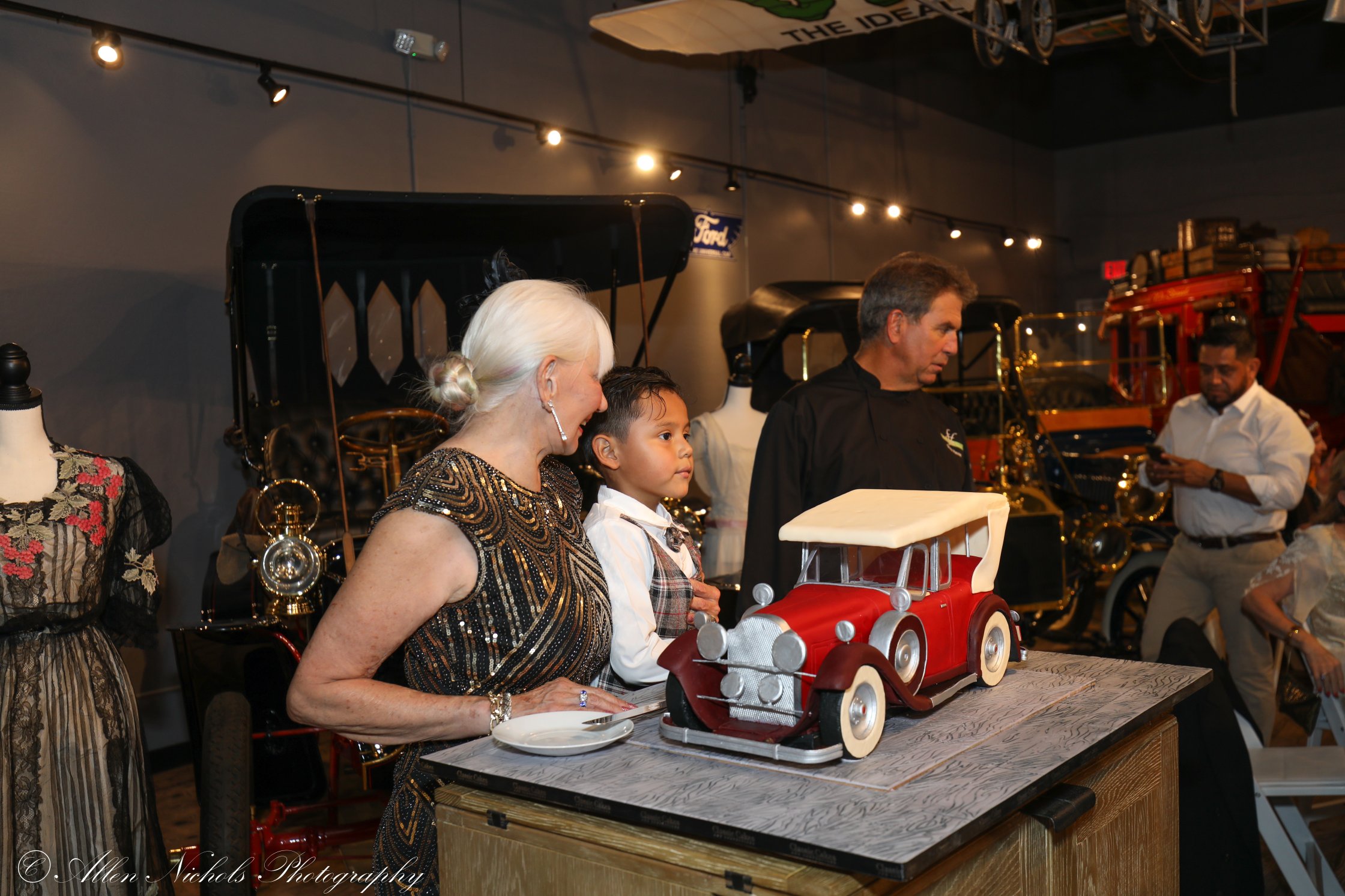 カーズ ポールバルデス Janet Cussler Car Collection by SPEV | Thunderbird Industrial