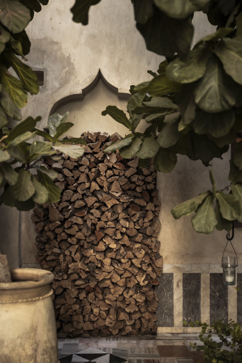 With open log fires in every room, it's perfect for winter weddings as well as the sun drenched days