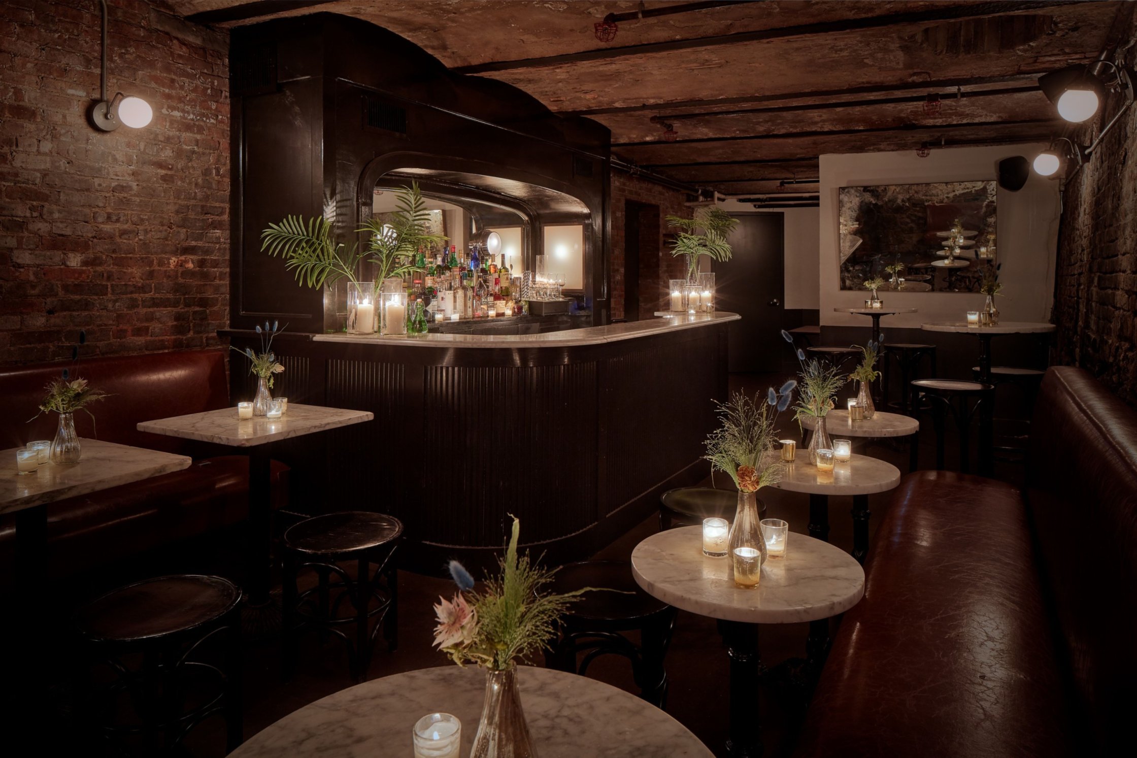 A private entrance and dedicated marquee sign on Wythe Avenue to the Speakeasy Bar create a memorable arrival experience for guests.