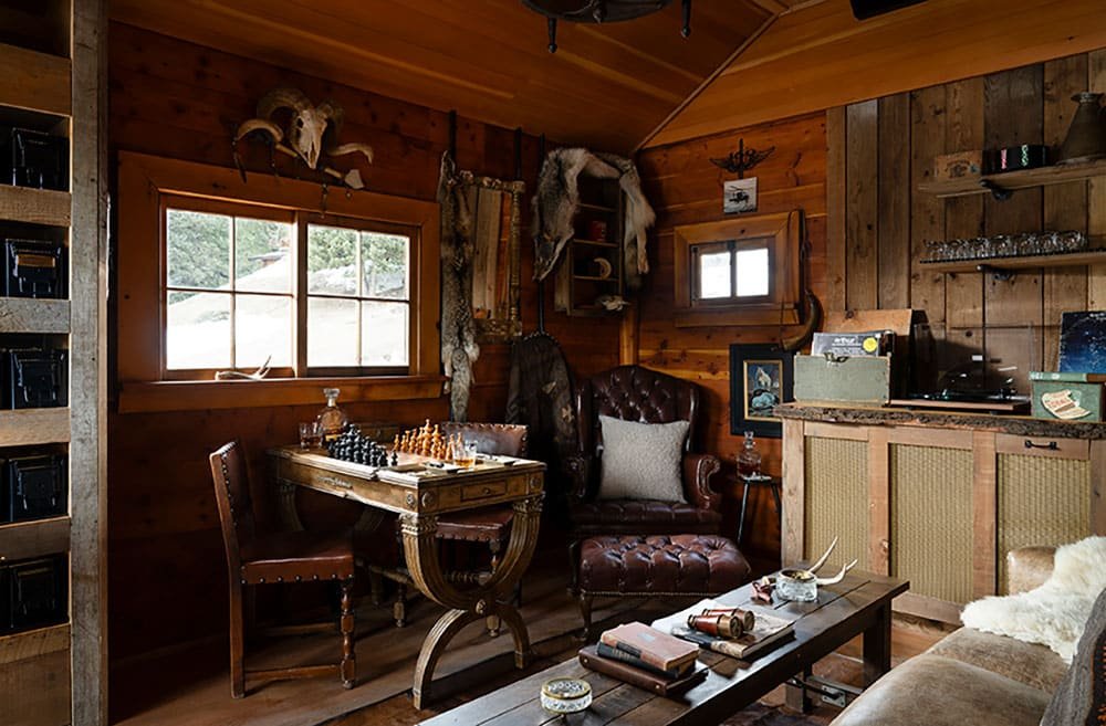 Trappers Den Interior